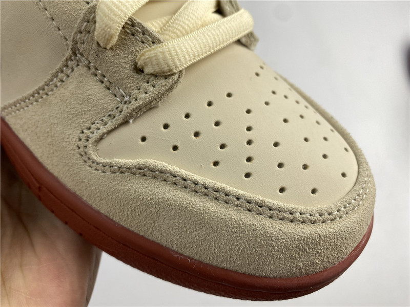 NIKE SB DUNK LOW BQ6817-100