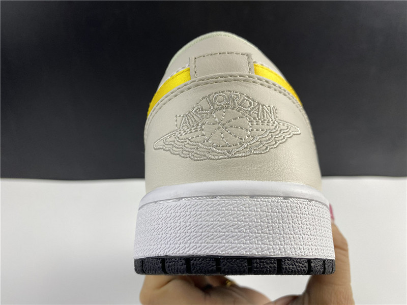 Air Jordan 1 Low “Palm Tree” CK3022-107