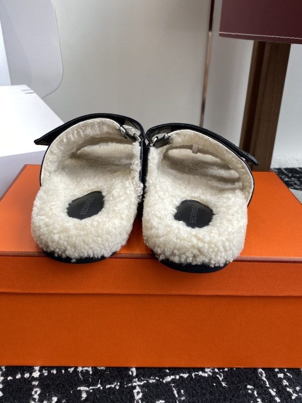 H*rmes Sandals（TEXTURED)