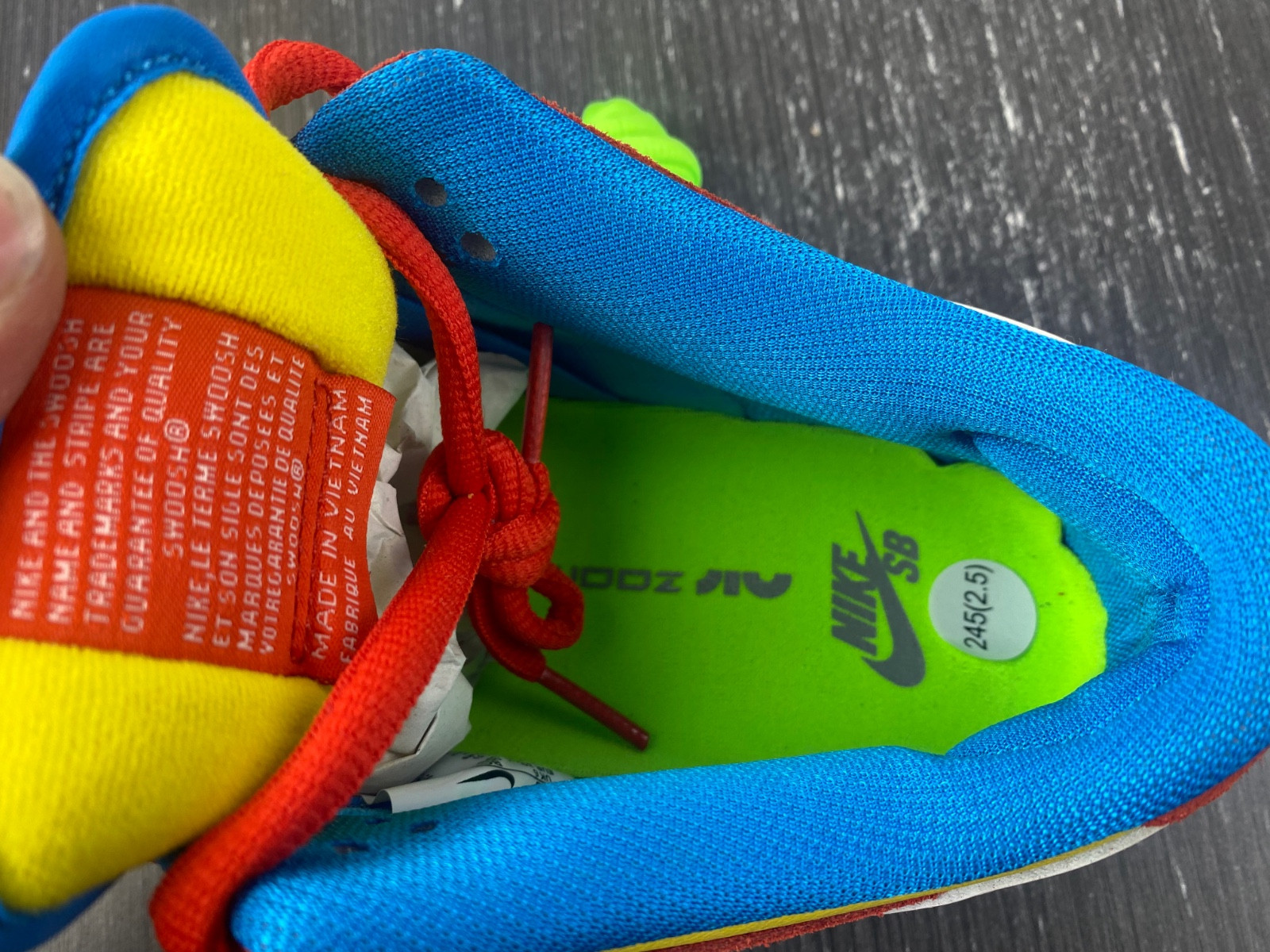 Nike SB Dunk Low Pro Bart Simpson BQ6817-602