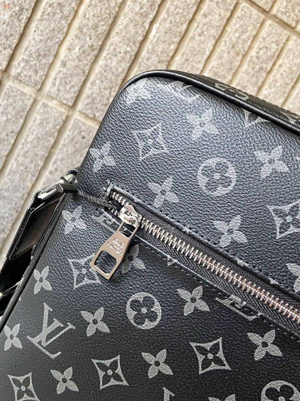 LV Crossbody Bags