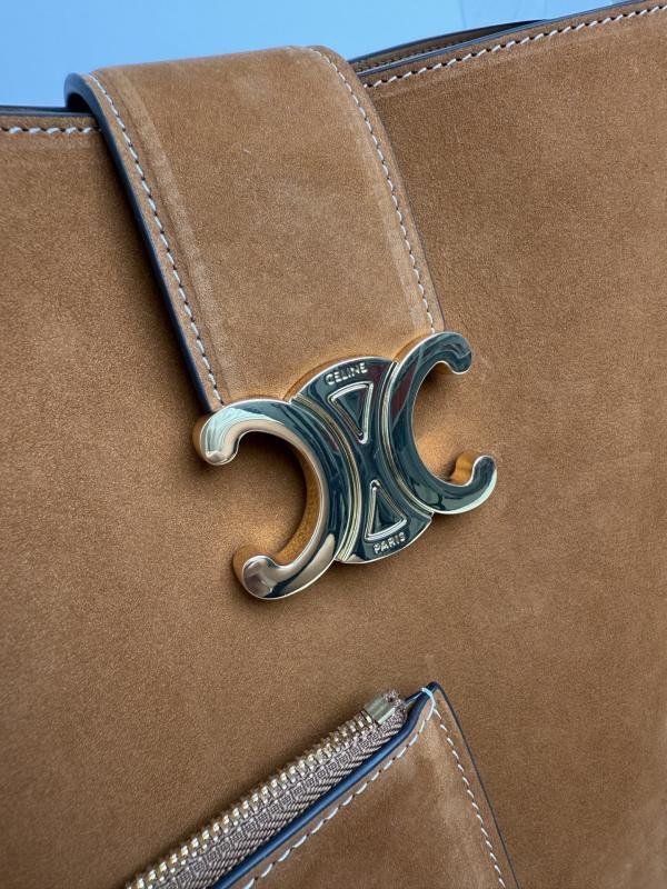 medium bucket L0vise in nubuck calfskin