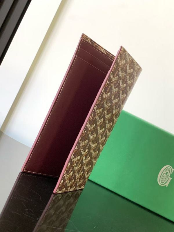 G09ard saint-roch long wallet