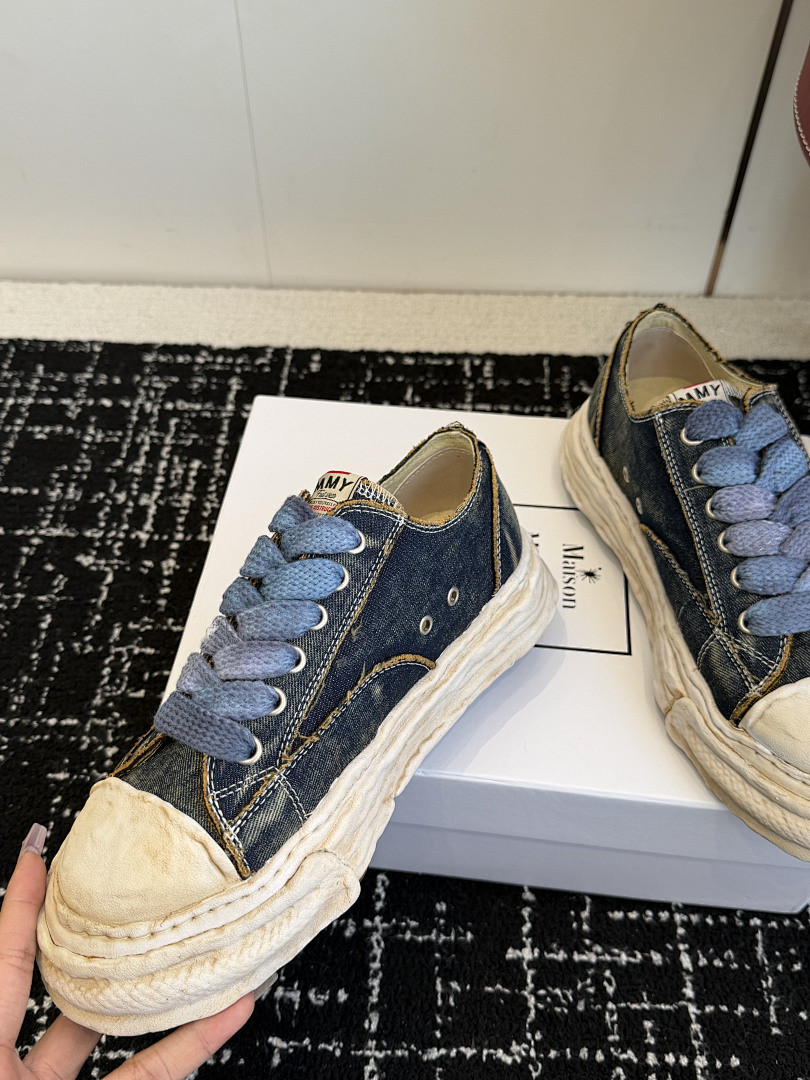 Ma1s0n mihara sneakers