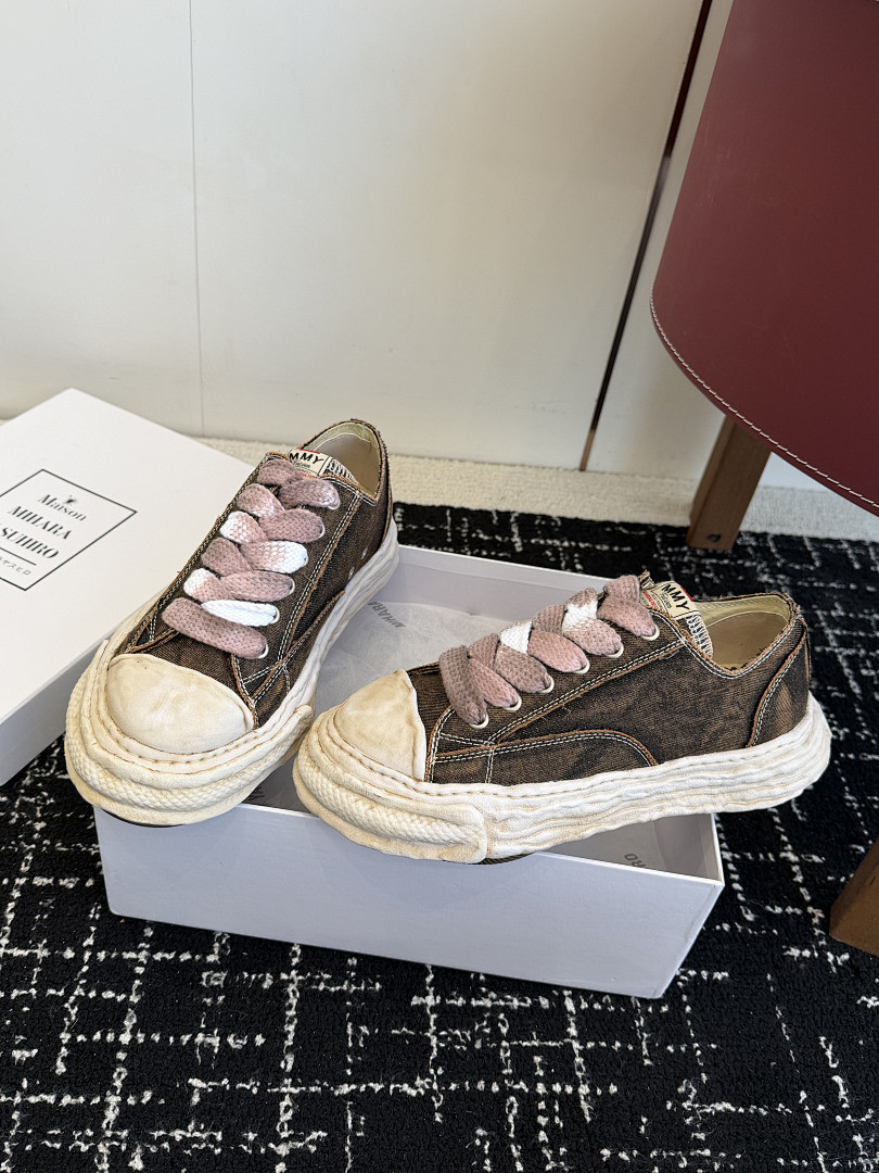 Ma1s0n mihara sneakers