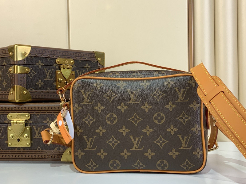 Louis Vuitton Trio Jm messenger