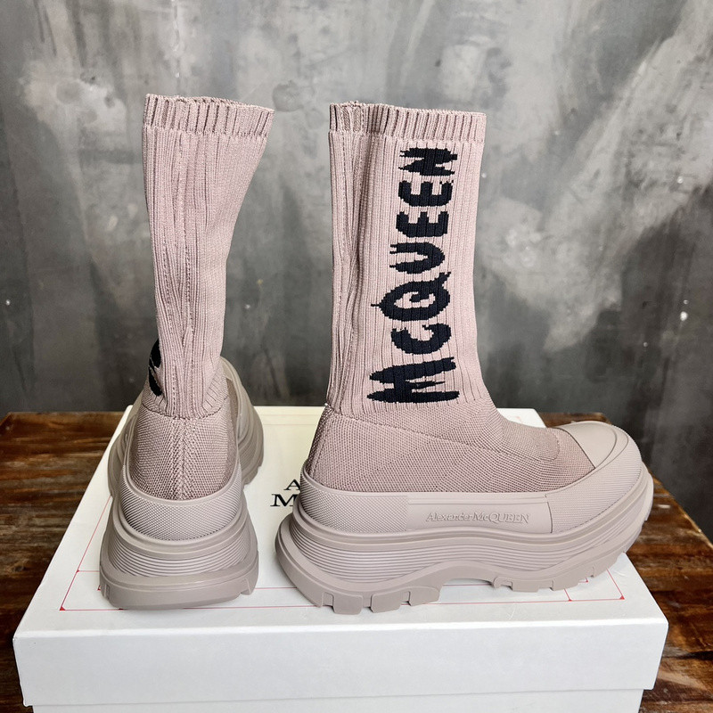 Alexander McQueen Tread sock-style boots