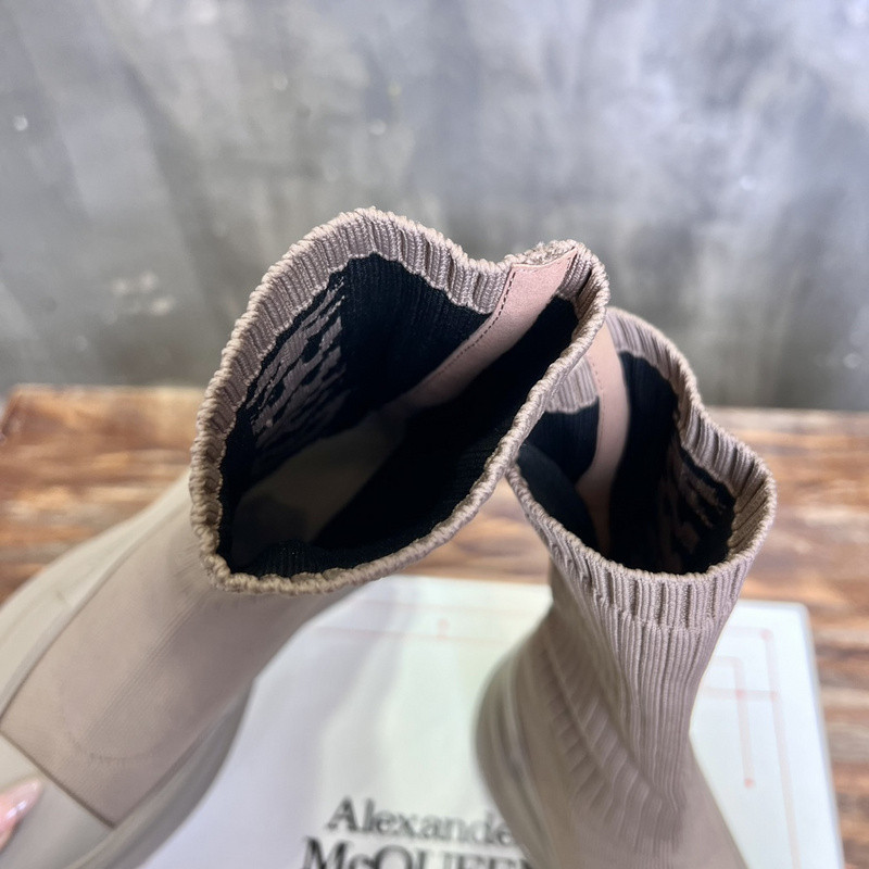 Alexander McQueen Tread sock-style boots