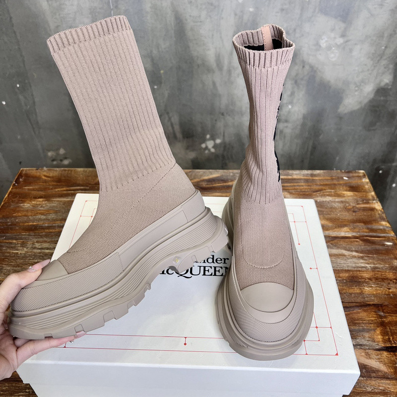 Alexander McQueen Tread sock-style boots