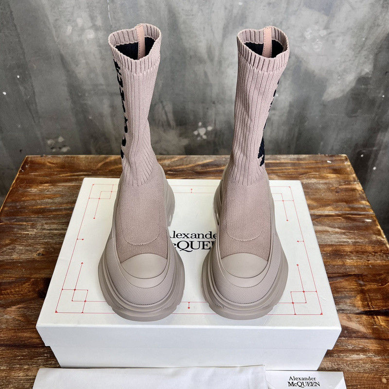 Alexander McQueen Tread sock-style boots