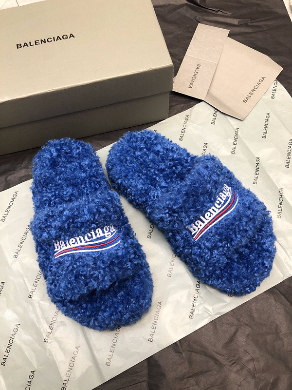 BALENCIAGA SLIDES