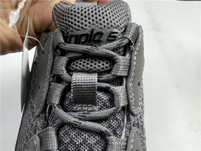 Ba*len*cia*ga dark gray sneaker 5341624 w2ga1 1801