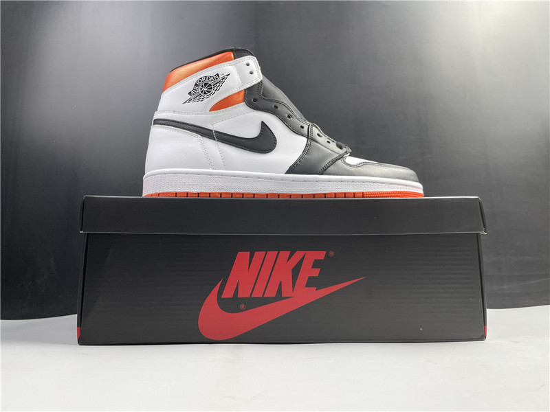 Air Jordan 1 High RETRO OG J 555088-180