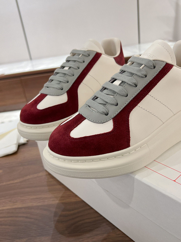 ALEXANDER MCQUEEN SNEAKER