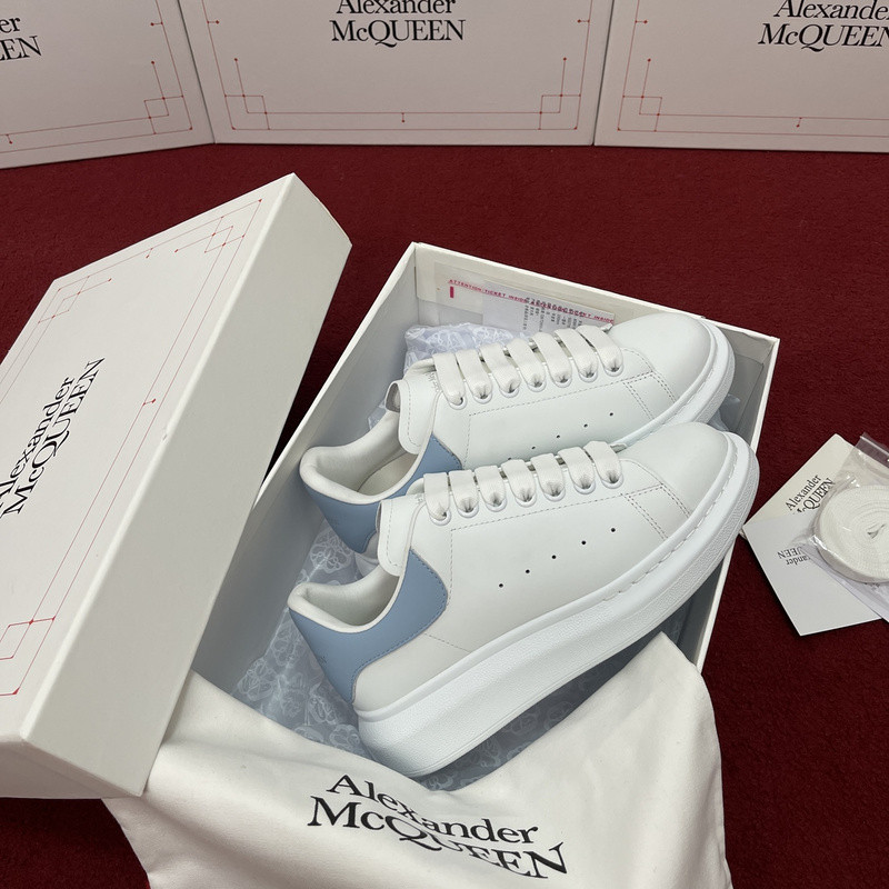 ALEXANDER MCQUEEN SNEAKER