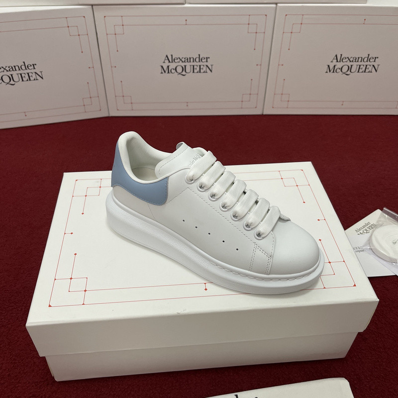 ALEXANDER MCQUEEN SNEAKER