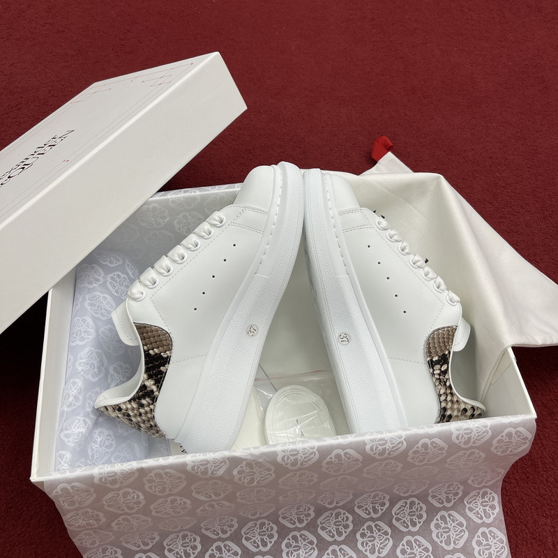 ALEXANDER MCQUEEN SNEAKER