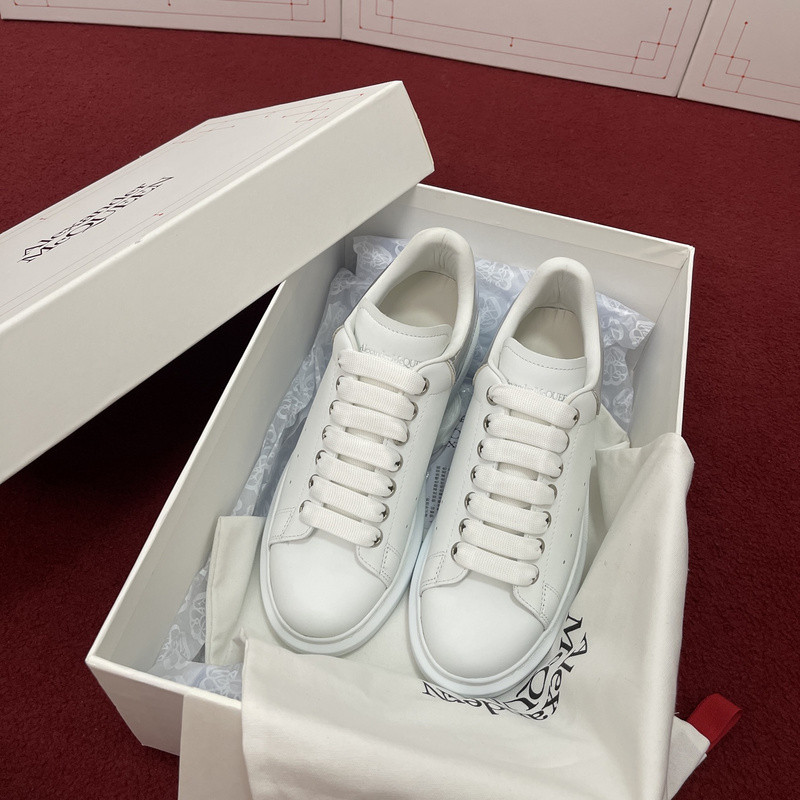 ALEXANDER MCQUEEN SNEAKER