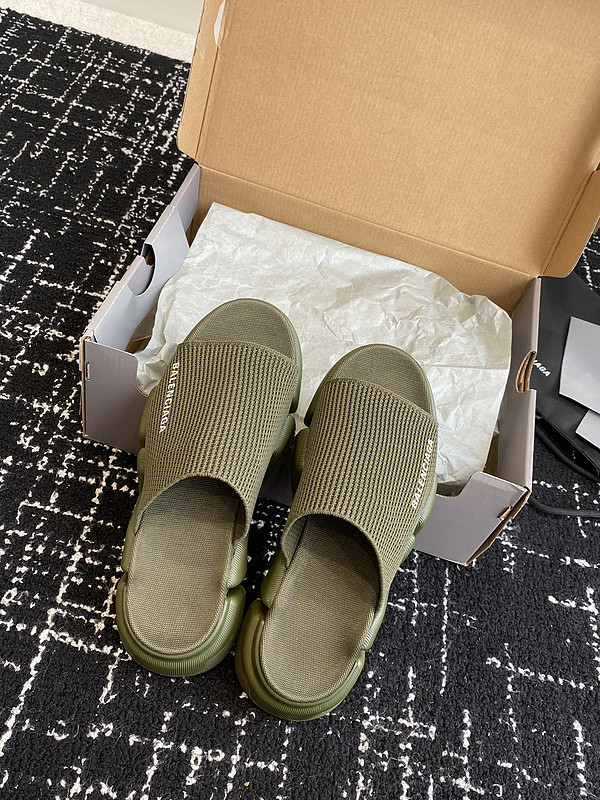BALENCIAGA SLIDES