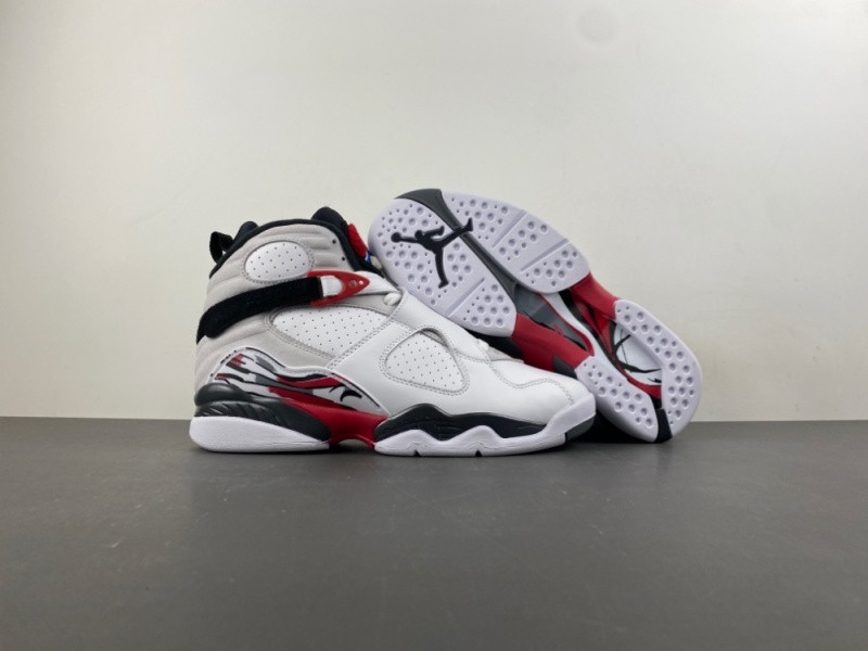 Jordan 8 Retro Bugs Bunny (2025) Men