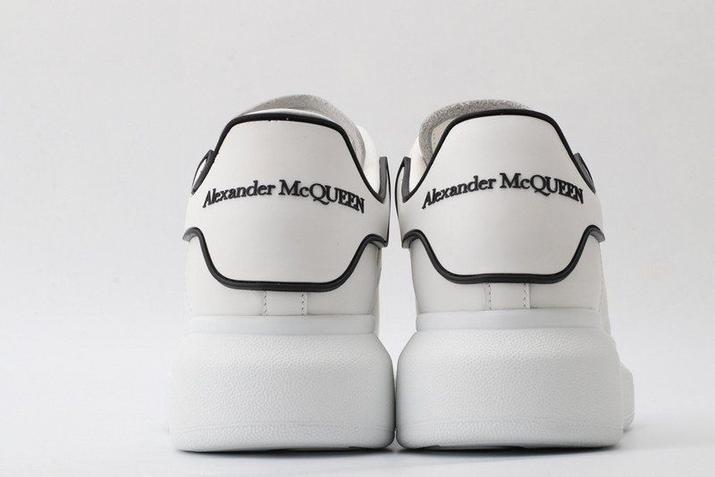 ALEXANDER MCQUEEN SNEAKER