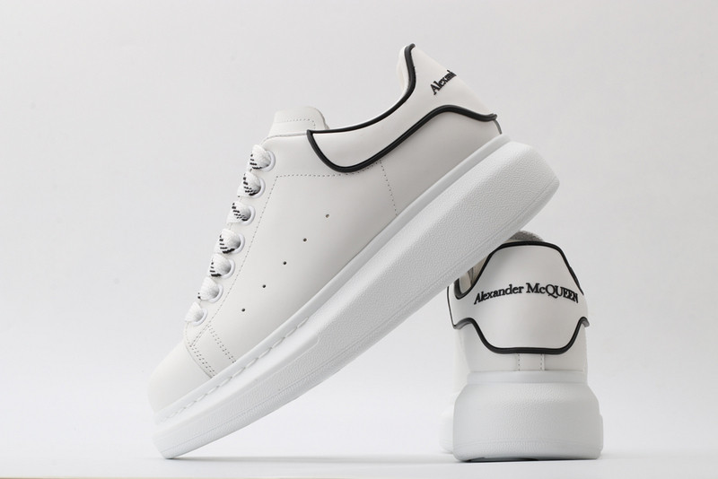 ALEXANDER MCQUEEN SNEAKER