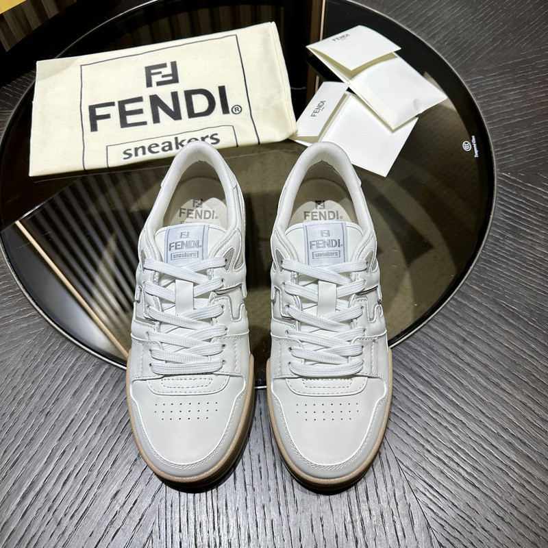 FENDI SNEAKERS