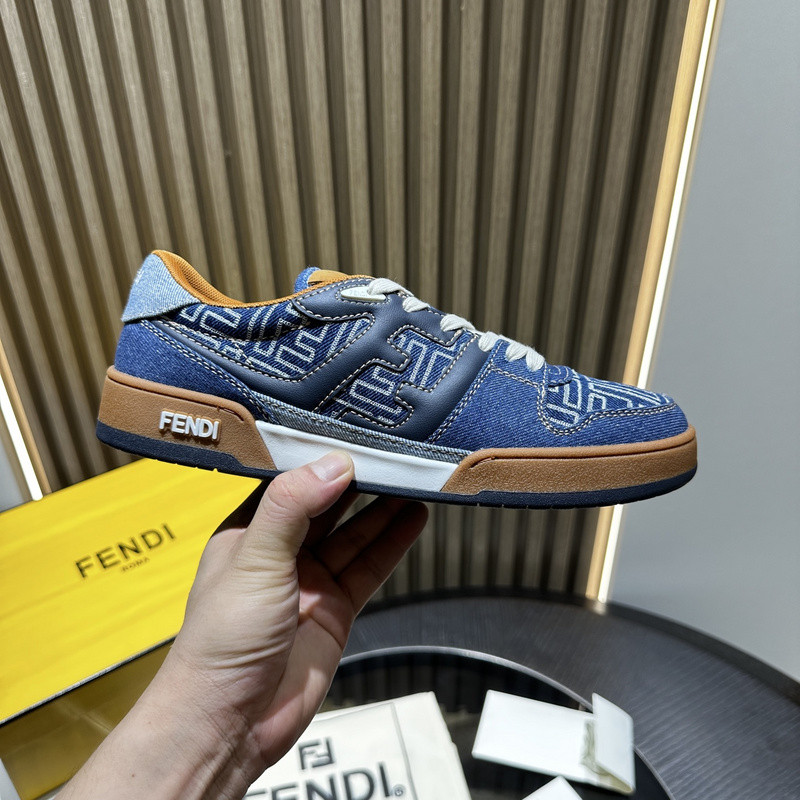 FENDI SNEAKERS