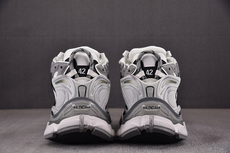 Ba*len*cia*ga runner 677403-w3rb5-9012