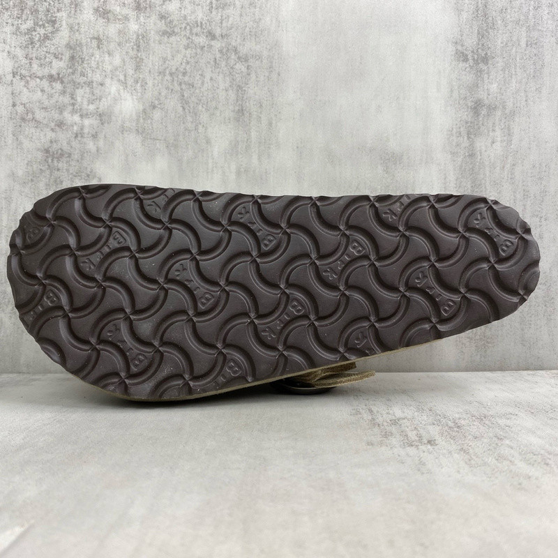 Ch*0me He**ts birkenstocks