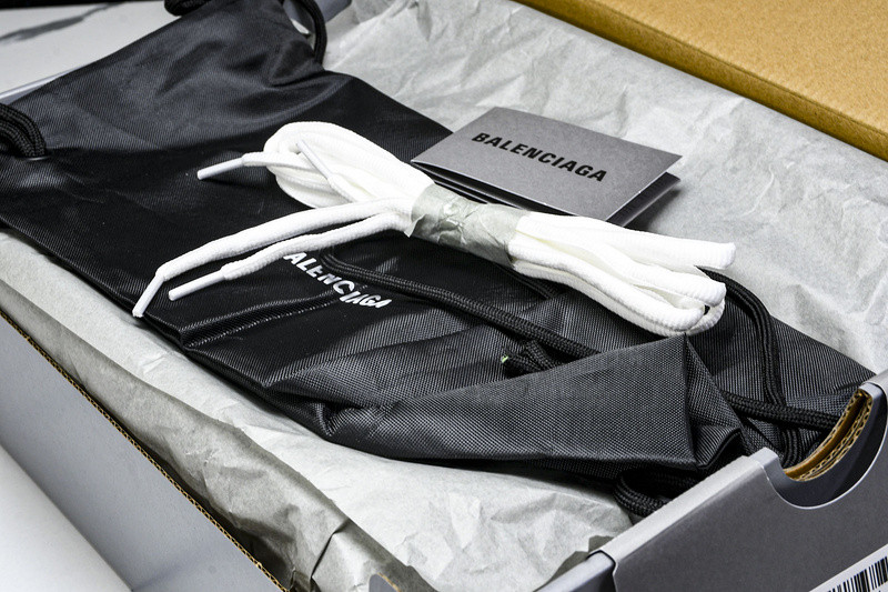 Balenciaga Runner 772767-W3RMU-9934