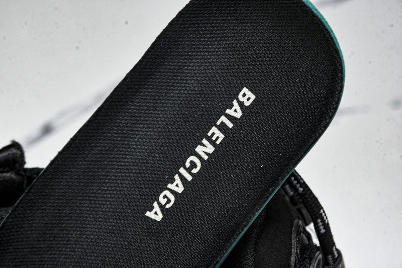 Balenciaga Runner 772767-W3RNY 0322