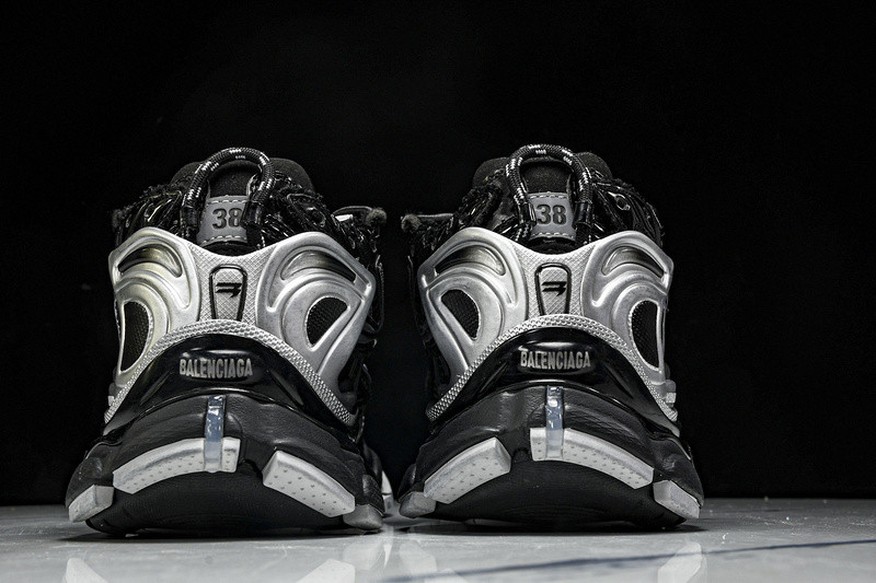 Balenciaga Runner 772767-W3RNY 0322