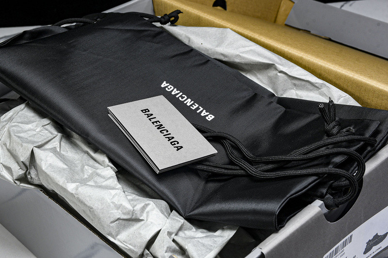 Balenciaga Runner 772767-W3RNY 0322