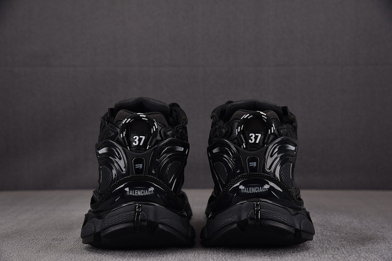 Balenciaga Runner 7813793-WRUCU 1000