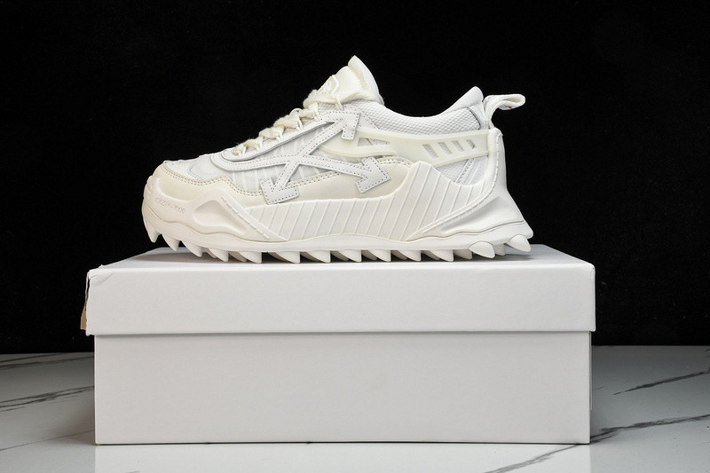 OW C/O ODSY-1000 SPORTS SHOES