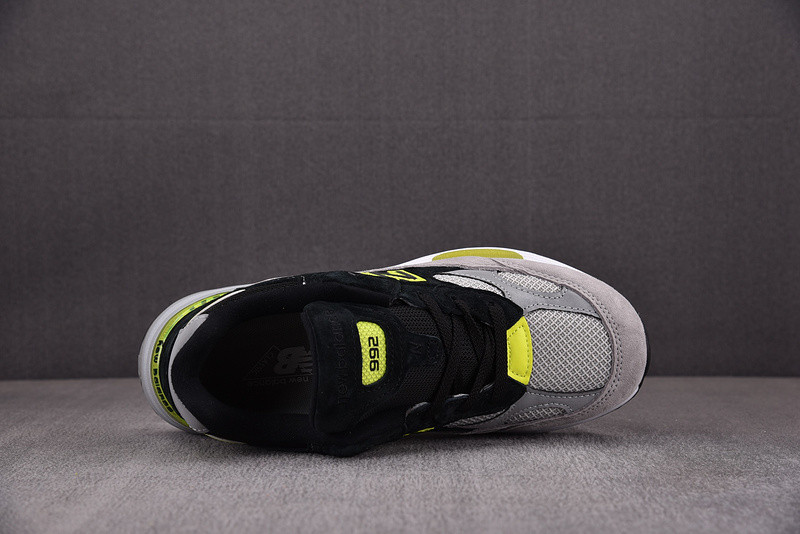 New Balance 992 MiUSA Black Grey Volt Men