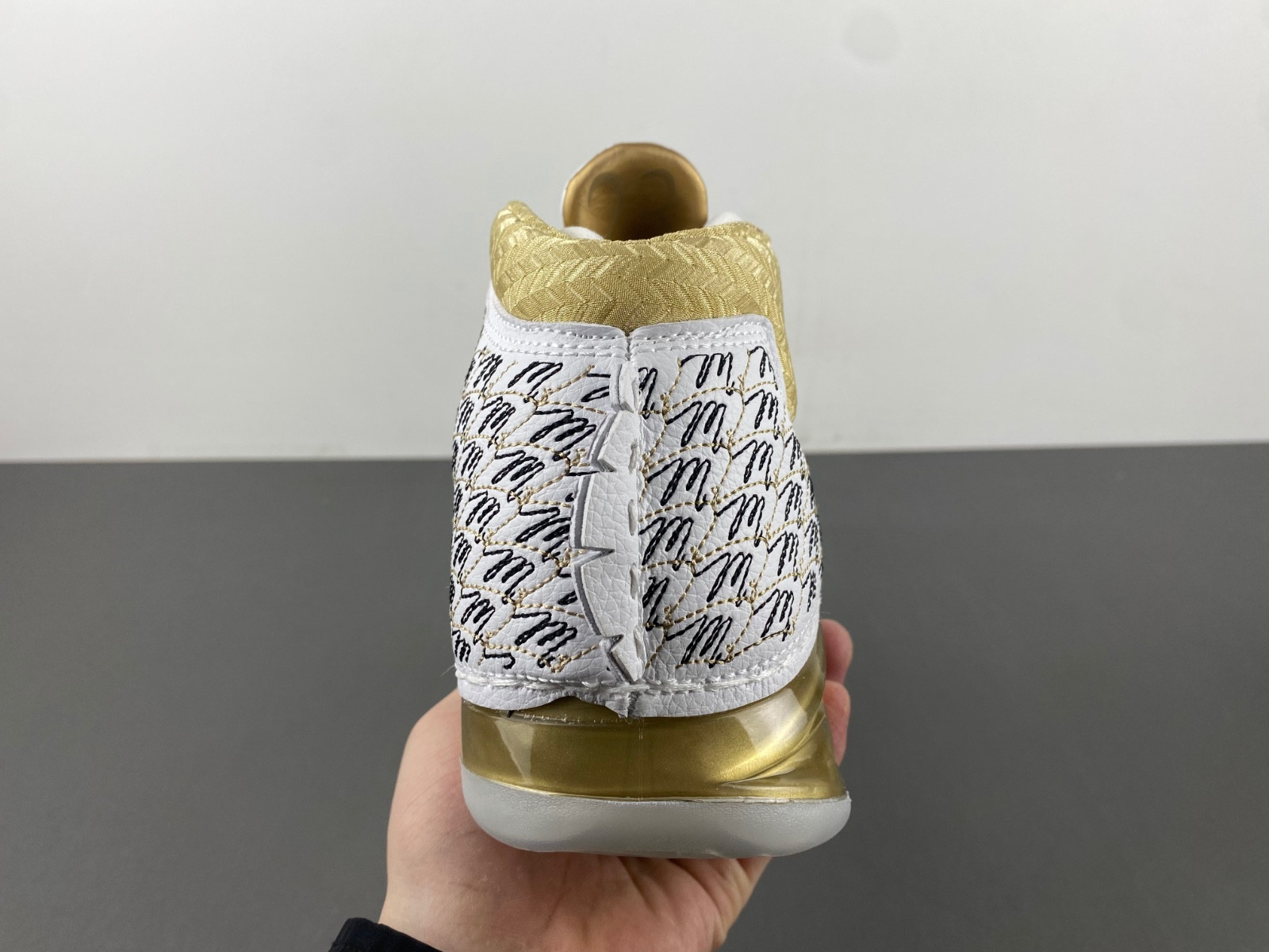 Air Jordan 23 Trophy Room White - 853336-123