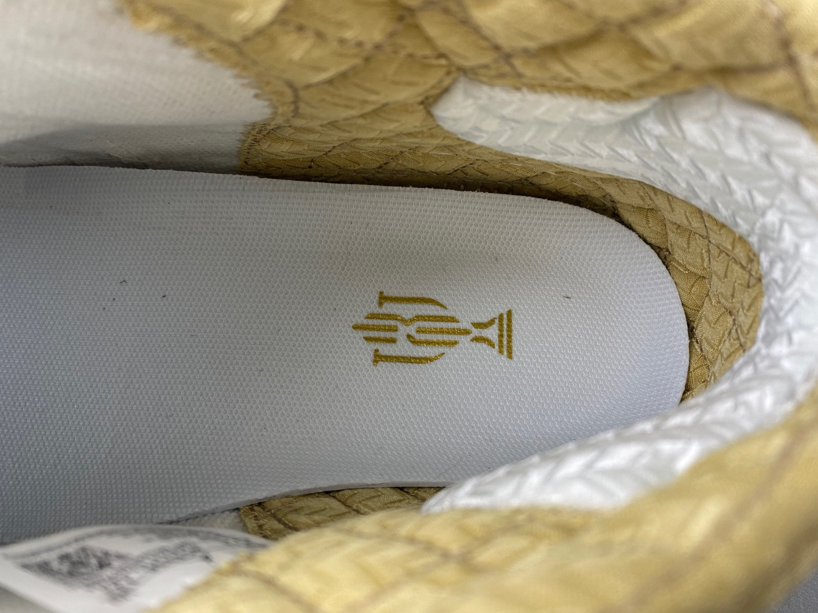 Air Jordan 23 Trophy Room White - 853336-123
