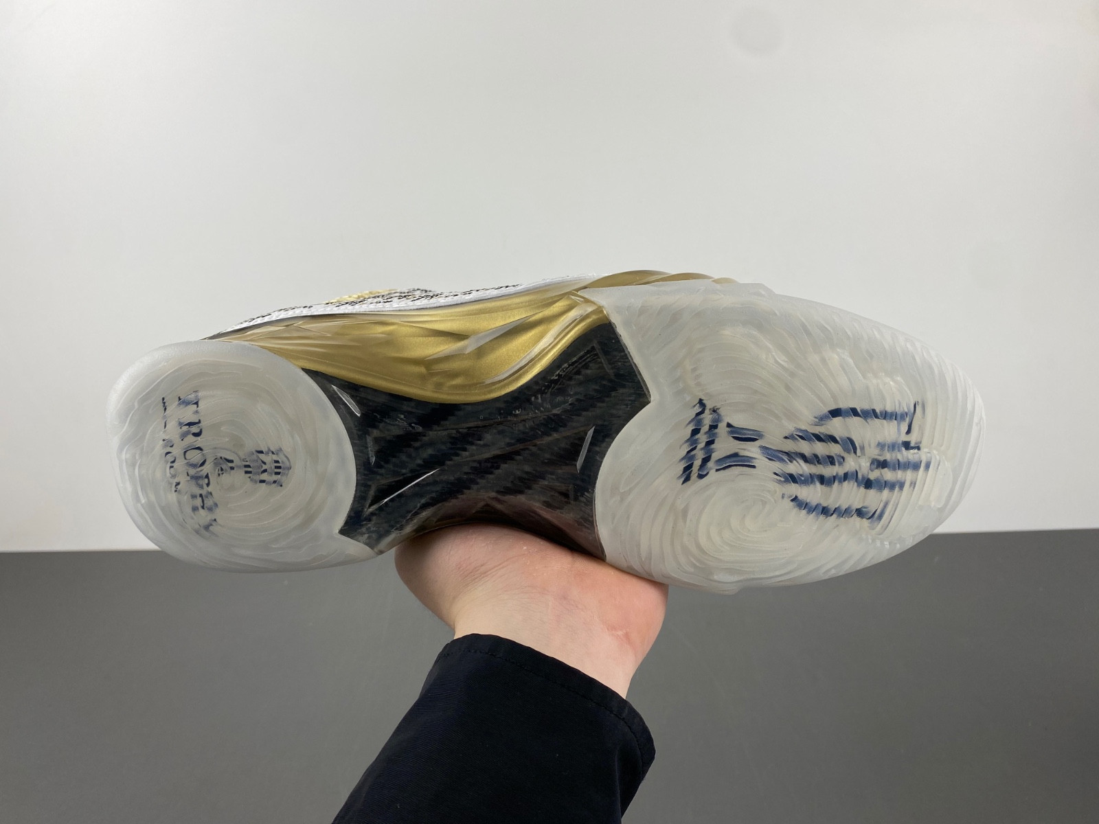 Air Jordan 23 Trophy Room White - 853336-123