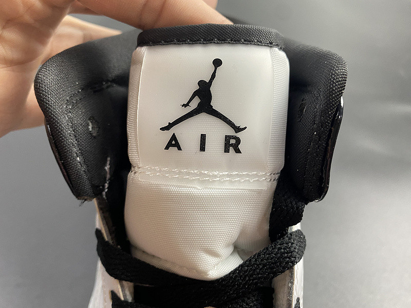 AIR JORDAN 1 MID GS “DIY” DC4099-100