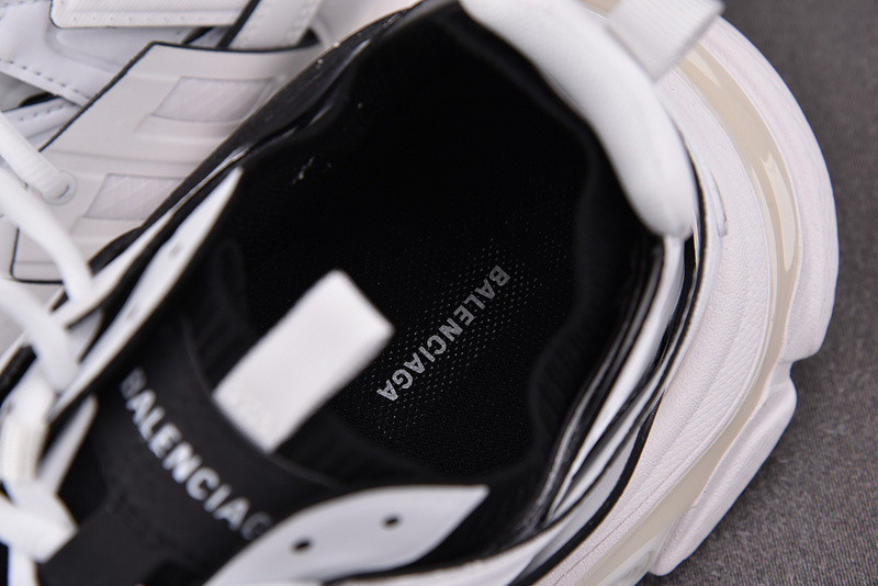 Ba*len*cia*ga track trainer 736330 w3skc 9010