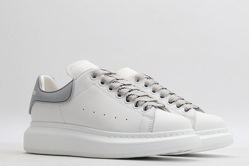 ALEXANDER MCQUEEN SNEAKER