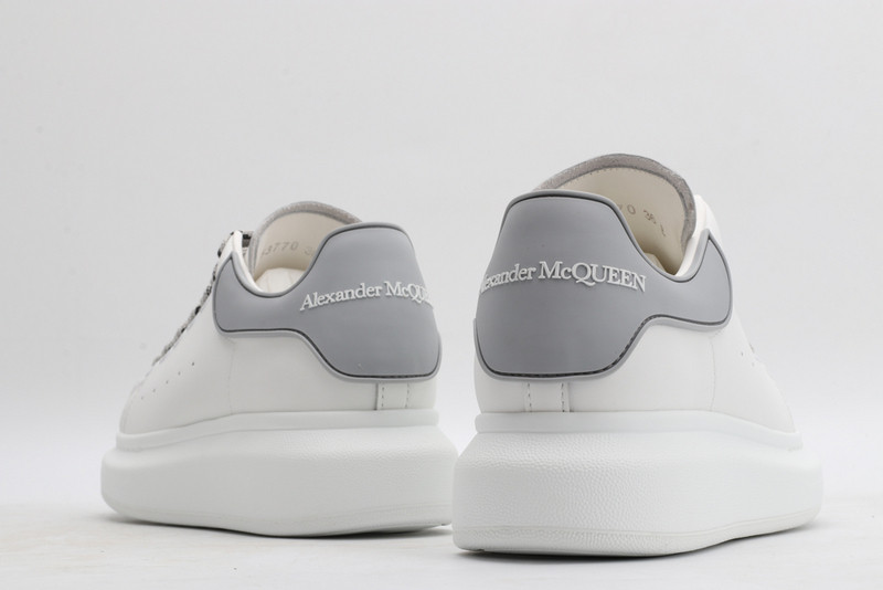 ALEXANDER MCQUEEN SNEAKER