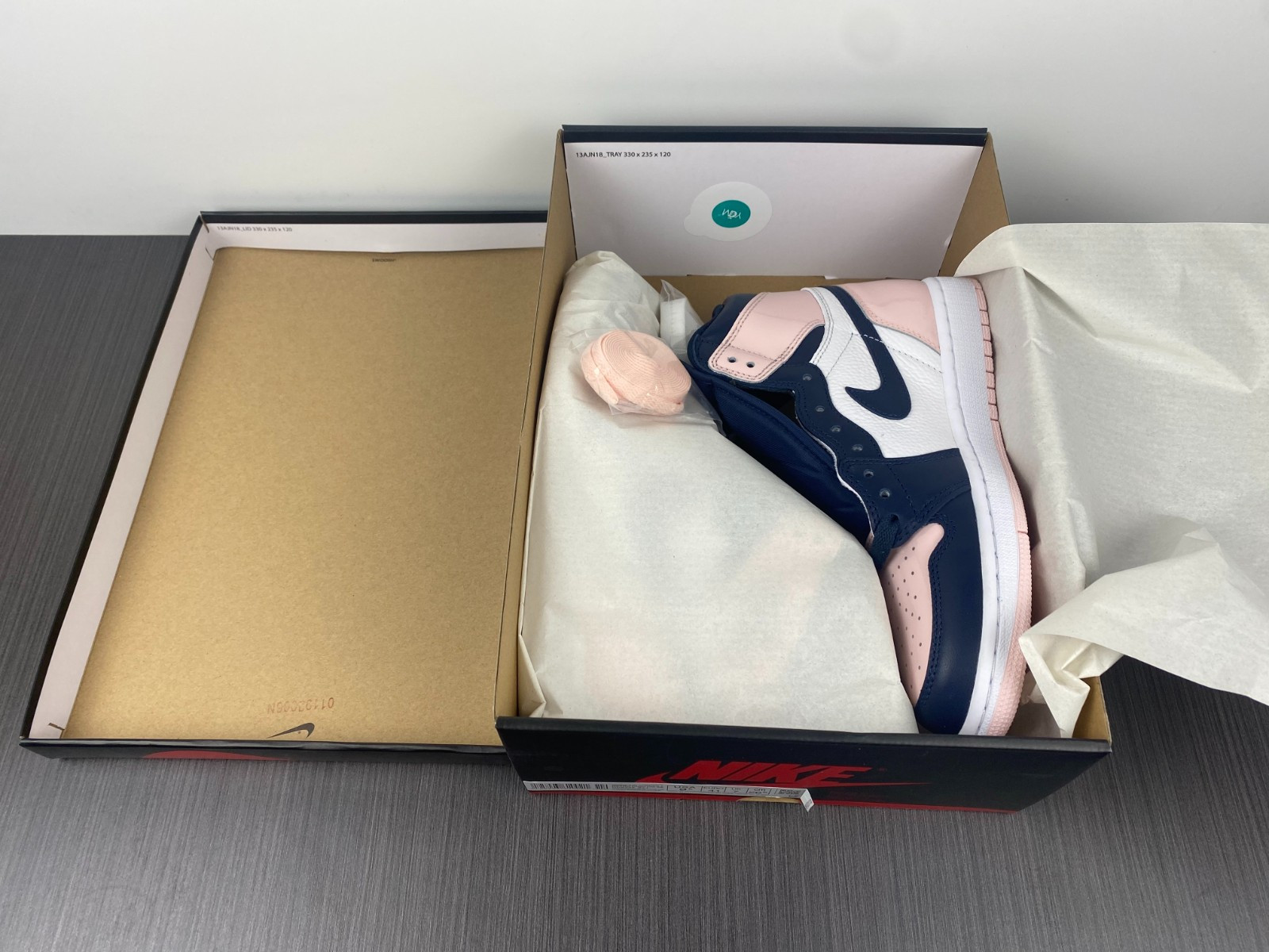 AIR JORDAN 1 HIGH OG “ATMOSPHERE” DD9335-641