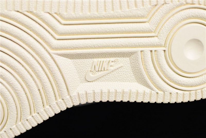 Nike Air Force 1 Utility AJ7311 A-100