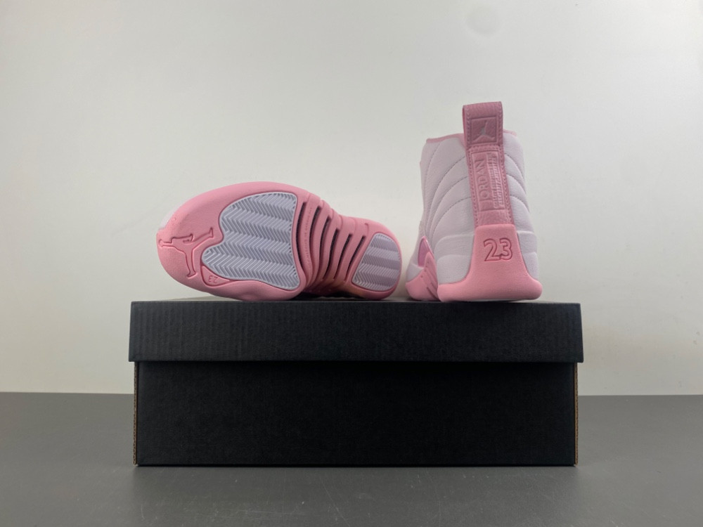 Jordan 12 Retro Pearl Pink (2025) 510815-600