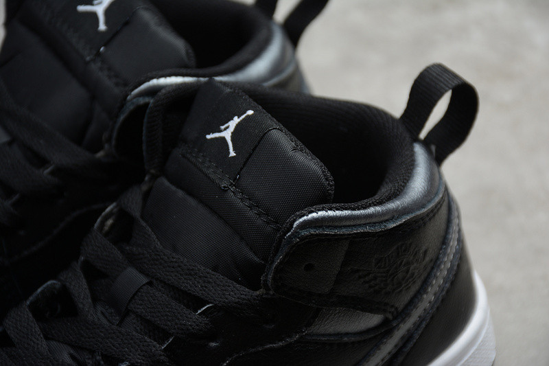 AIR JORDAN 1 MID GS BQ6931-013