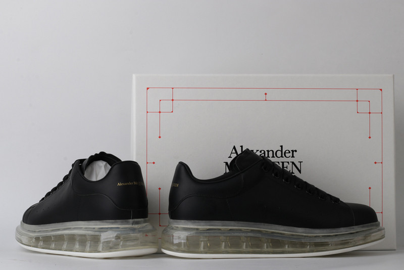 ALEXANDER MCQUEEN SNEAKER