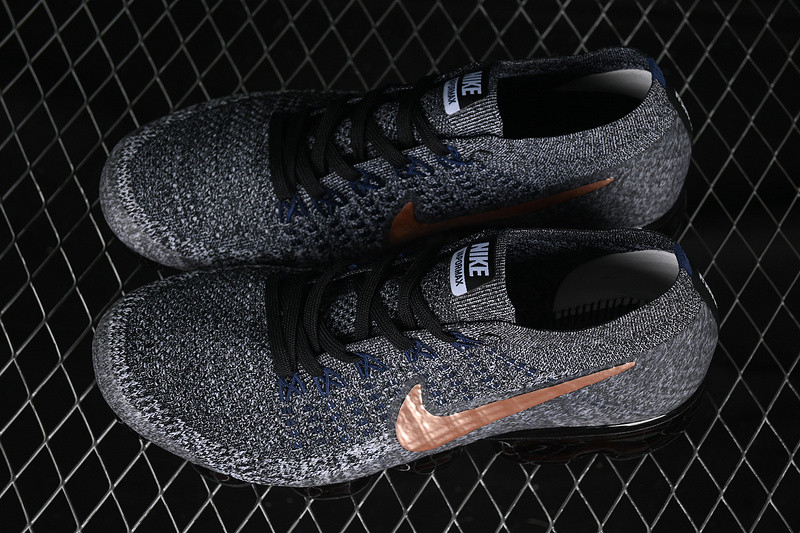 Nike Air Vapormax Flyknit Explorer 849558-010